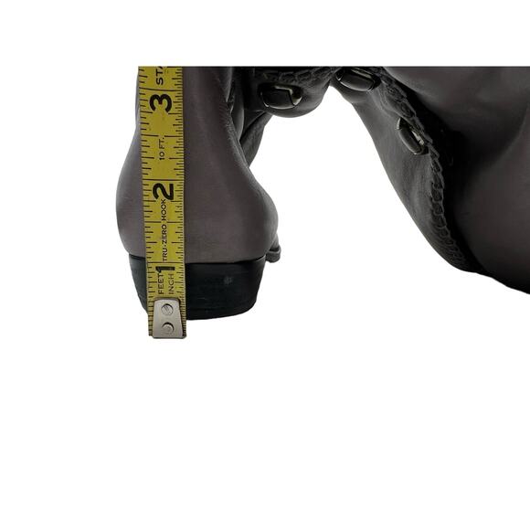 B. Makowsky Gray Leather Sherpa Lined Button Up Boots 7 - Picture 8 of 9